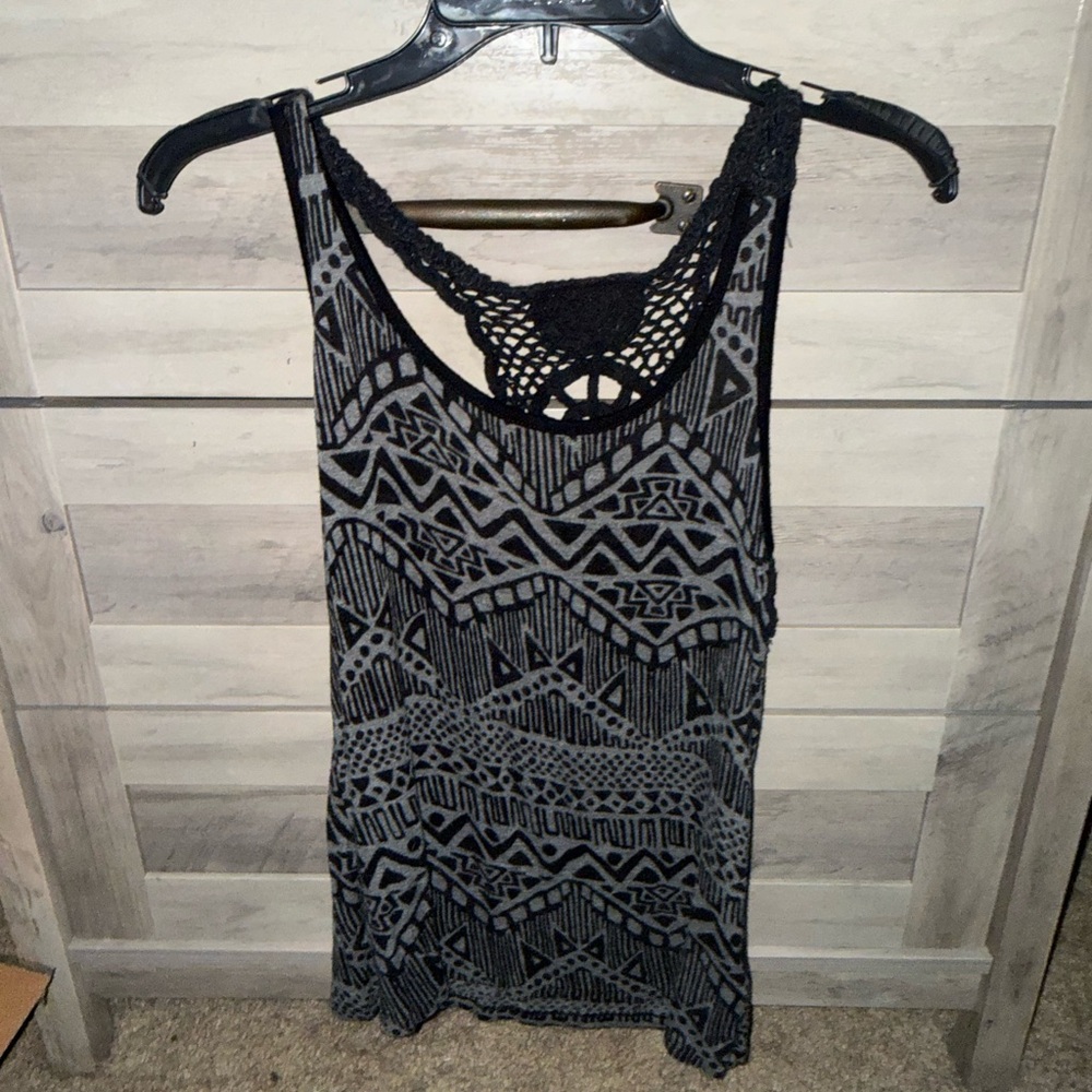 Forever 21 Black and Gray Crochet Pattern Tank